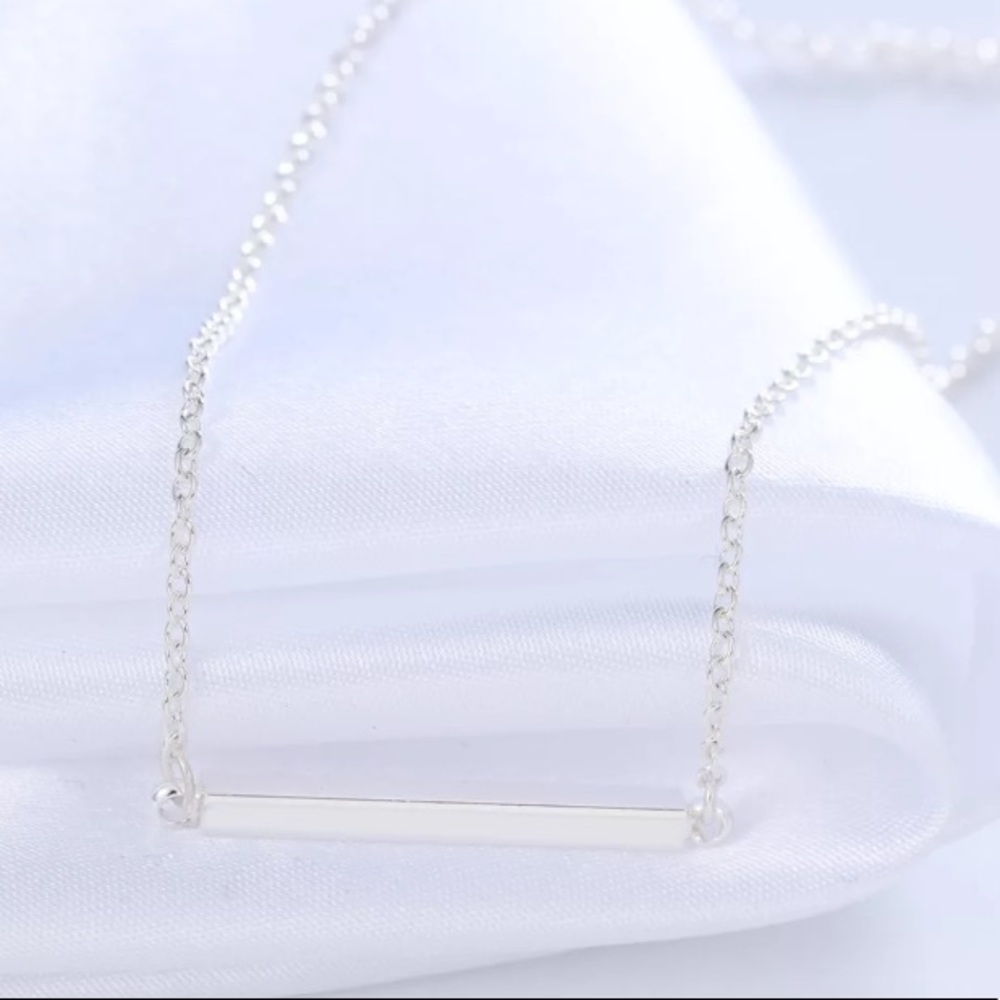 NEW Silver Tone Single Horizontal Bar Necklace - Picture 2 of 6
